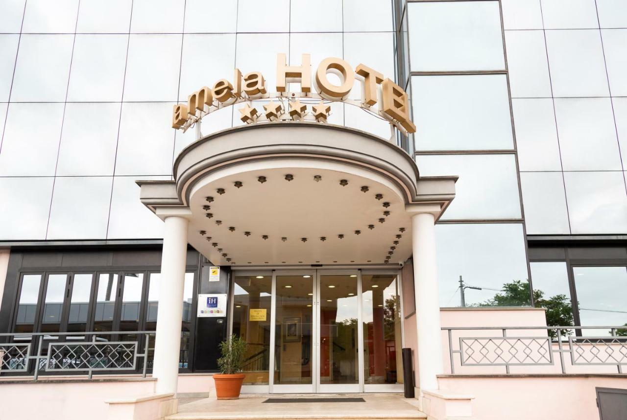 Ih Hotels Roma La Mela Exteriör bild